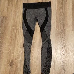 NUX leggings